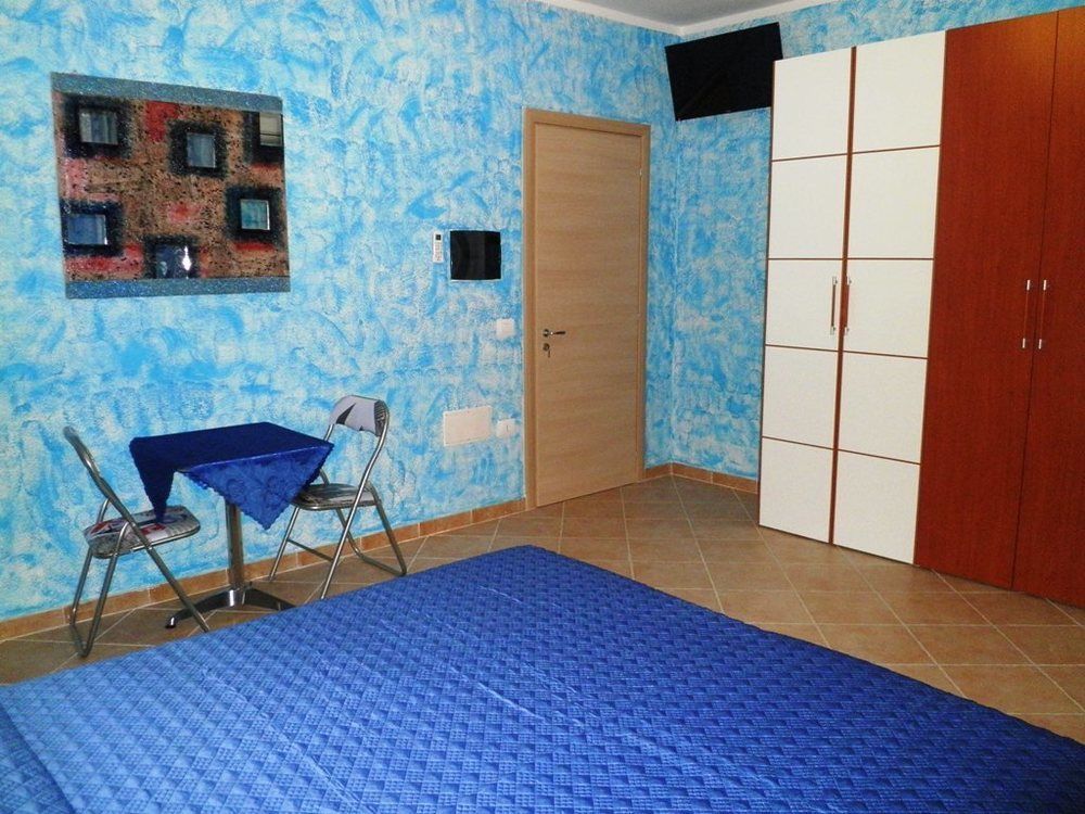 Memo'S Affittacamere Arborea Exterior foto
